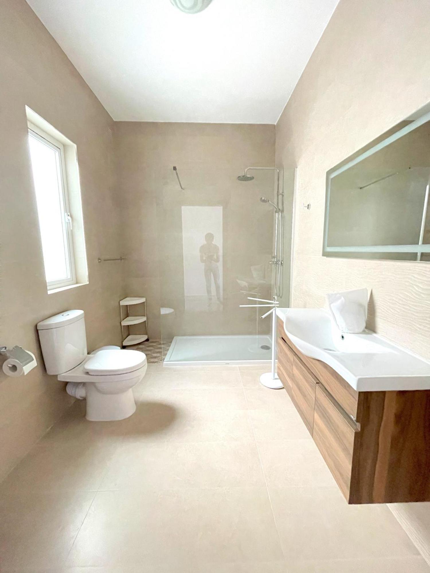 Apartment Apartment, Few Steps From Ghadira Bay